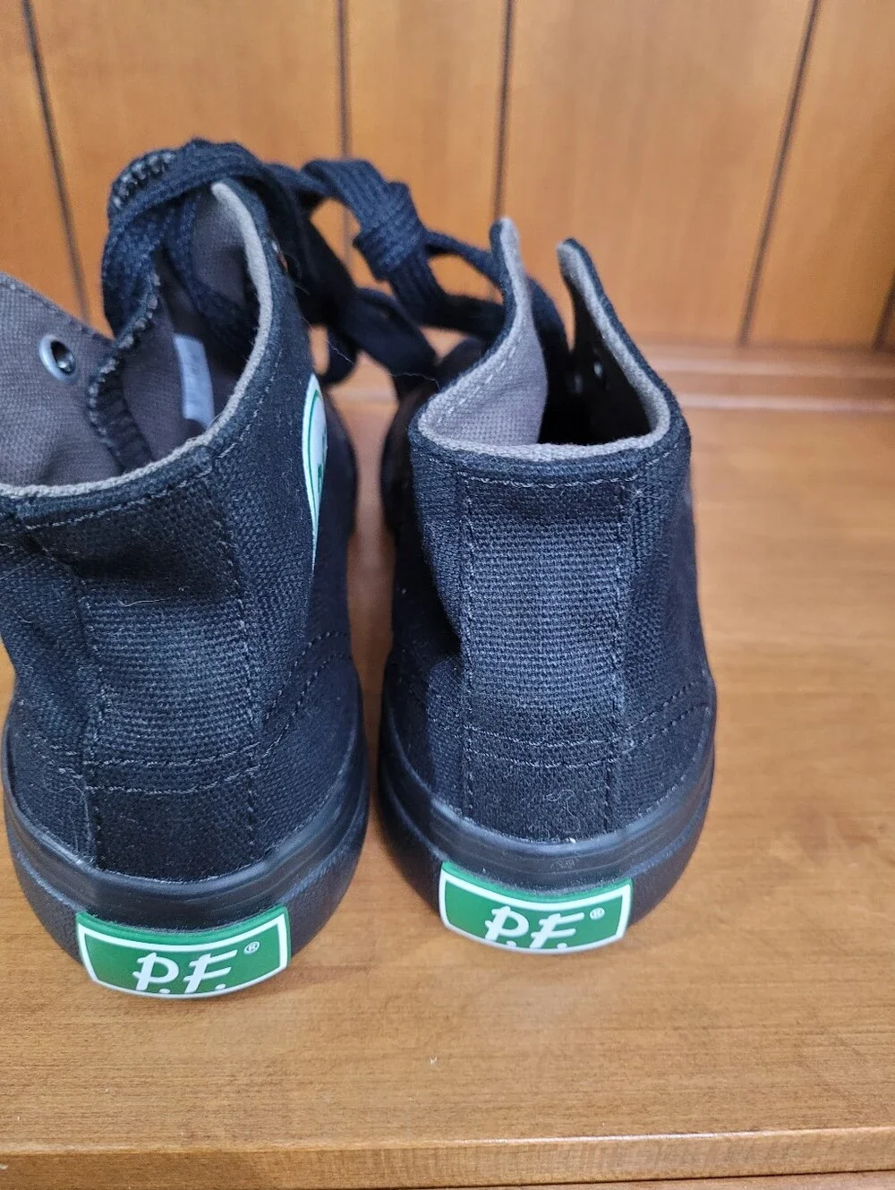 PF Flyers The Sandlot Center Hi Unisex kids sz 13 Running Shoe Black Sneaker